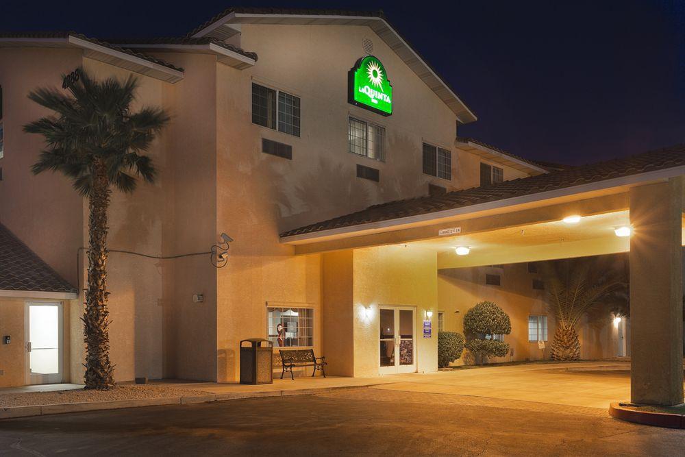 La Quinta Inn & Suites By Wyndham Las Vegas Nellis Exterior foto