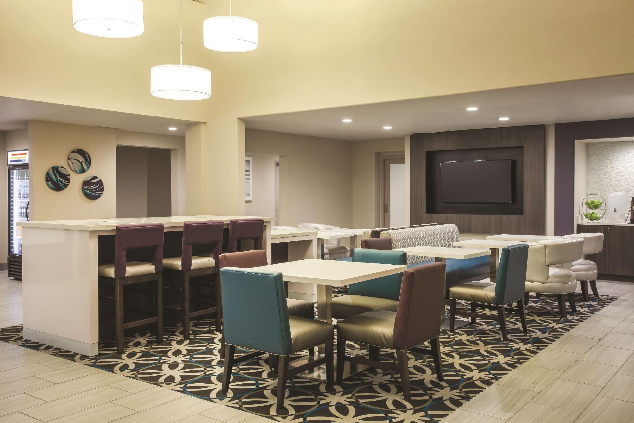 La Quinta Inn & Suites By Wyndham Las Vegas Nellis Exterior foto